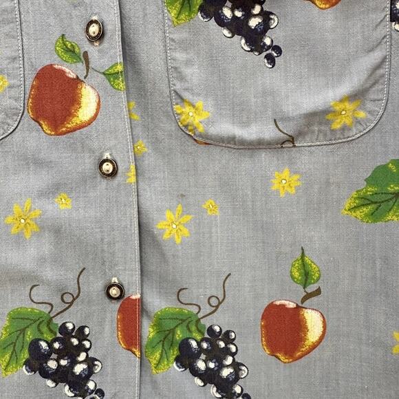 Partners Mervyns Vintage Women's Medium Short Sleeve Button Up Shirt Fruit - Picture 9 of 9